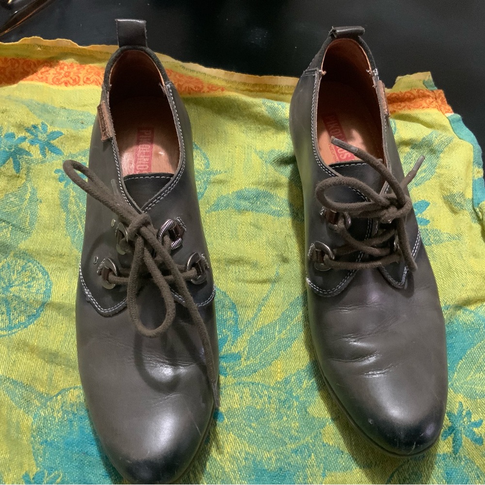 Pikolinos Shoes